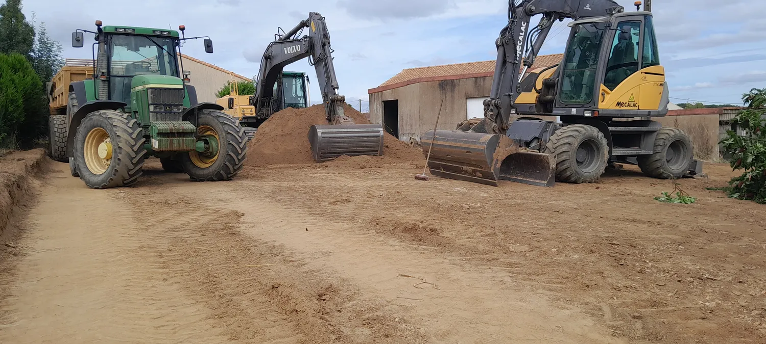 terrassement sainte luce sur loire